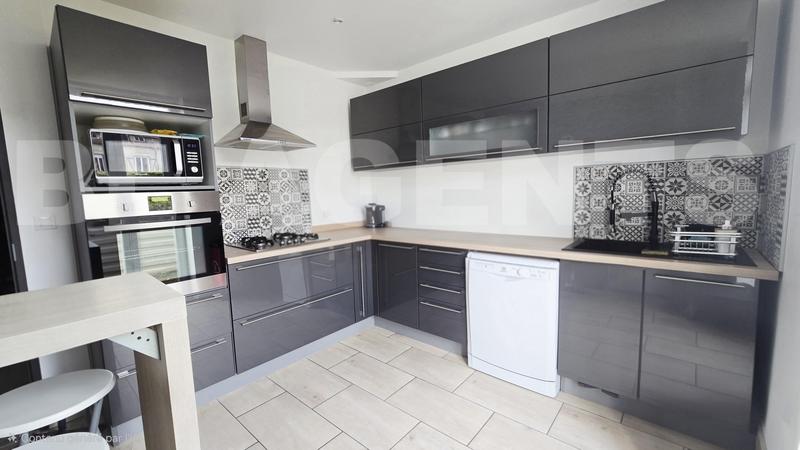 Maison - 123 m² - 6 pièces