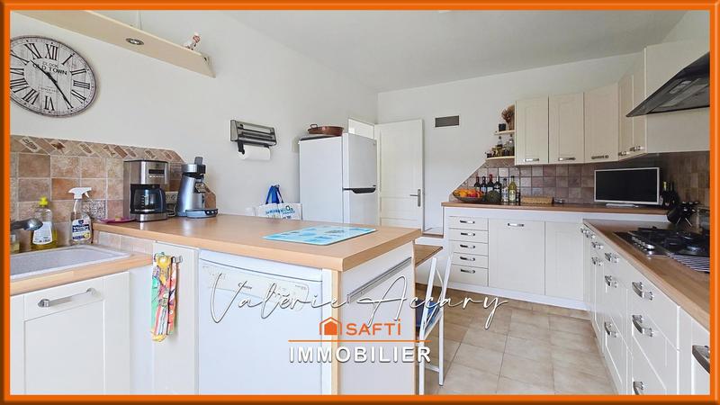 Maison - 164 m² - 8 pièces