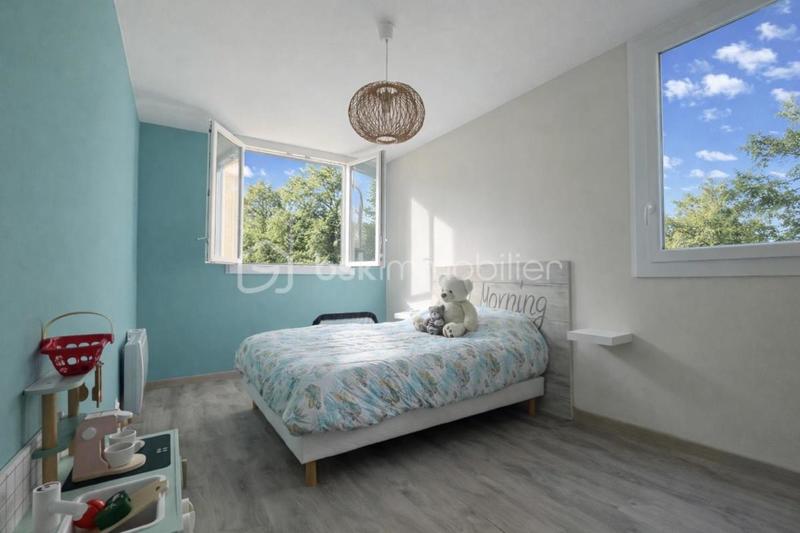 Appartement - 103 m² - 5 pièces