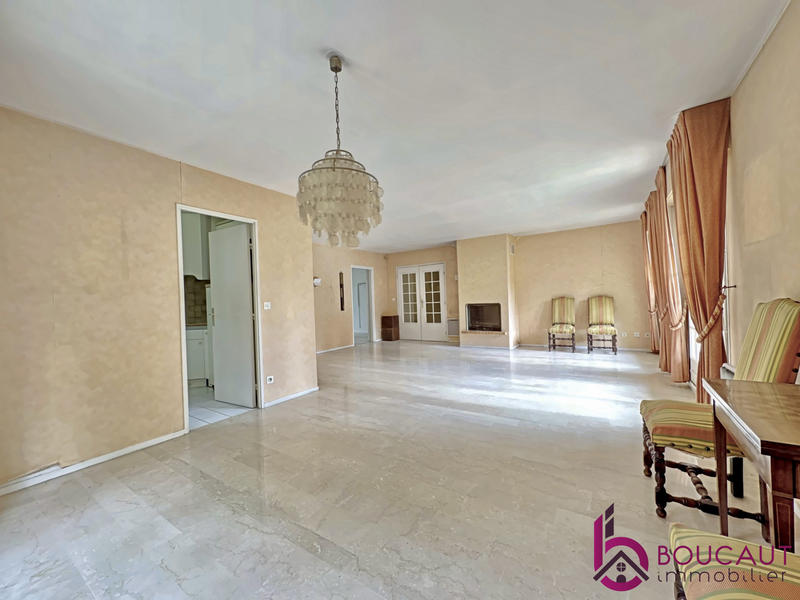 Appartement - 126 m² - 5 pièces