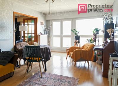 Appartement - 80 m² - 4 pièces