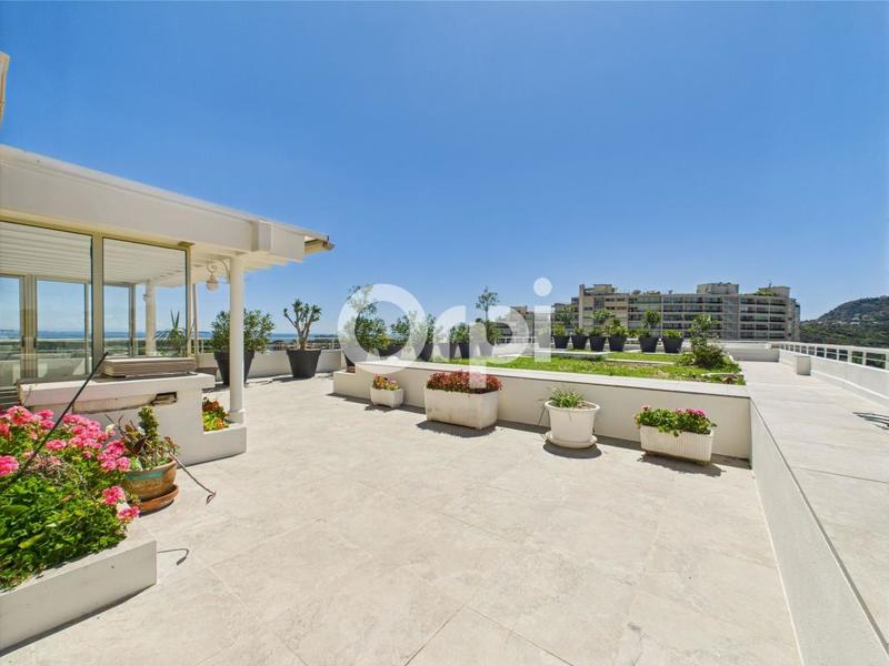 Penthouse - 147 m² - 5 pièces