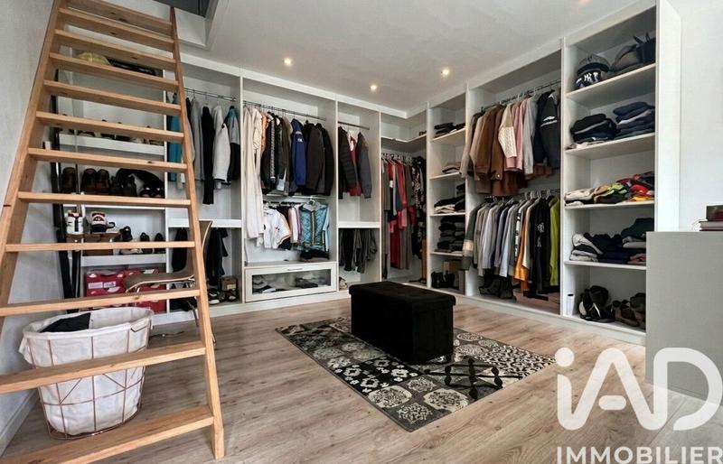 Maison - 176 m² - 6 pièces