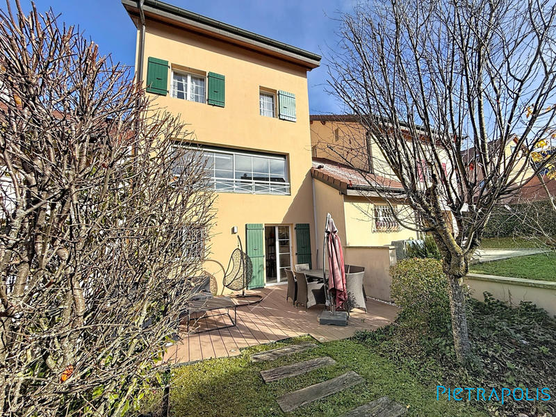 Maison - 138 m² - 4 pièces