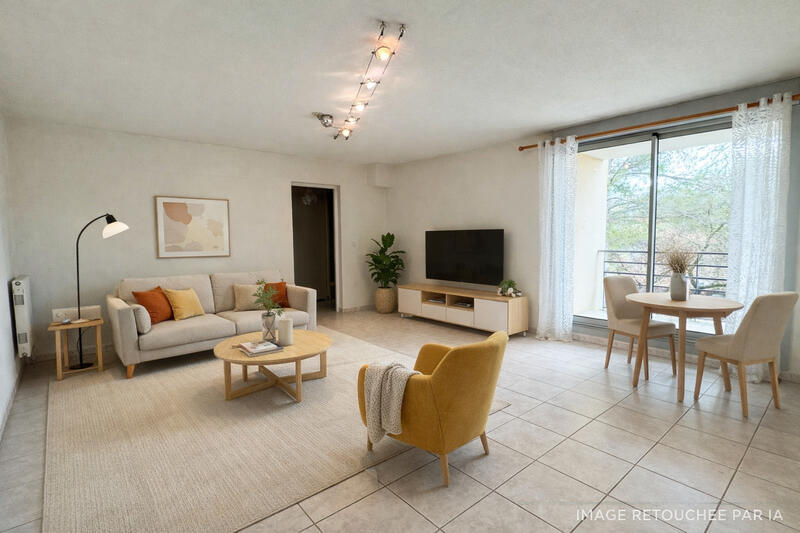 Appartement - 90 m² - 4 pièces