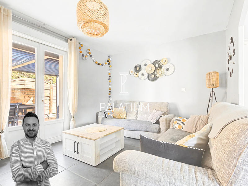 Villa - 100 m² - 3 pièces