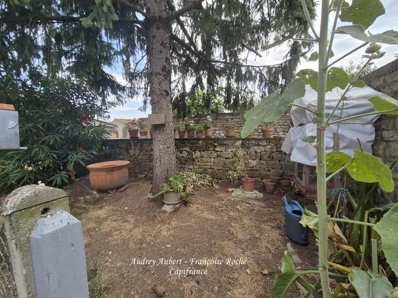 Maison - 104 m² - 4 pièces