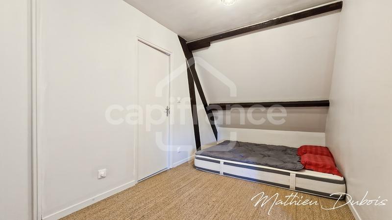 Maison - 204 m² - 7 pièces