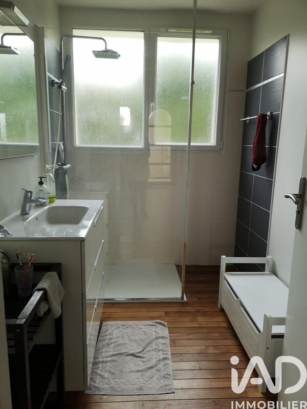 Maison - 179 m² - 9 pièces