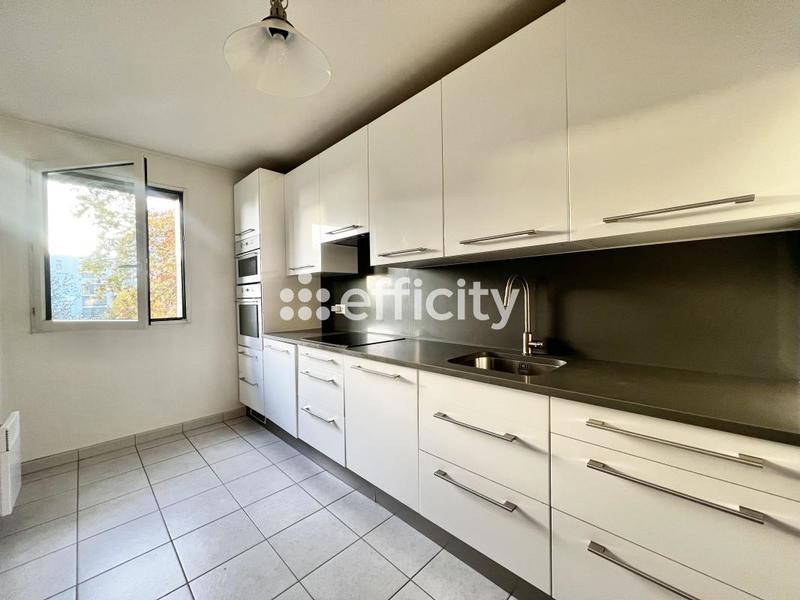 Appartement - 77 m² - 3 pièces