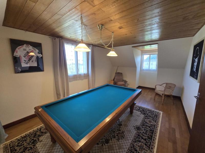 Maison - 204 m² - 6 pièces