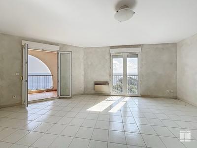 Appartement - 94 m² - 4 pièces