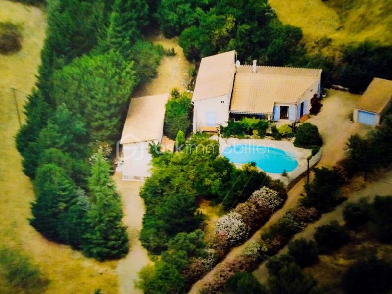 Villa - 158 m² - 6 pièces