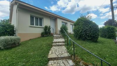 Pavillon - 150 m² - 7 pièces