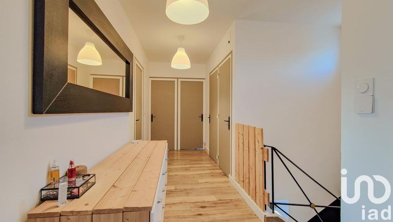 Maison - 251 m² - 9 pièces