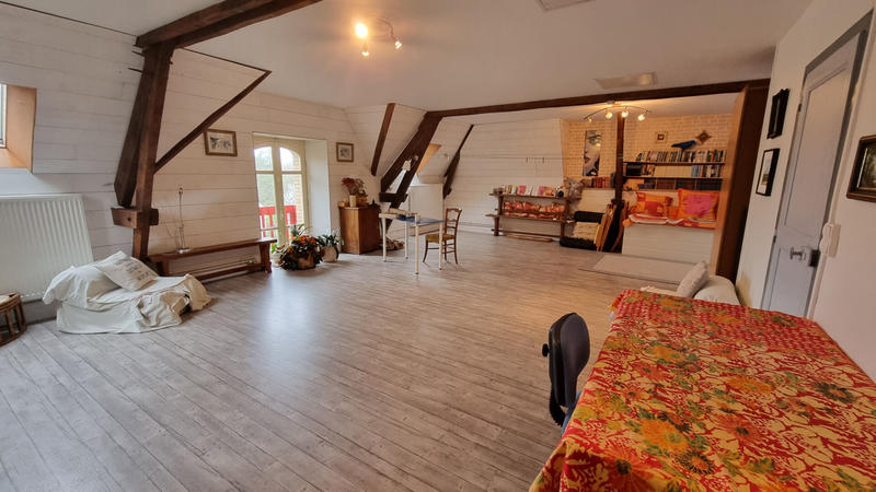 Maison - 338 m² - 14 pièces