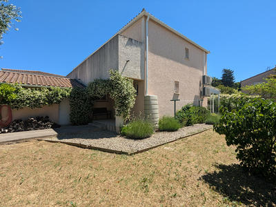 Maison - 96 m² - 4 pièces