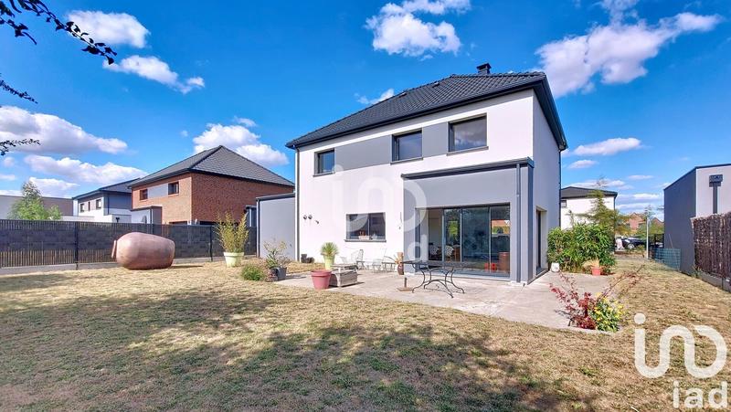 Maison - 141 m² - 5 pièces