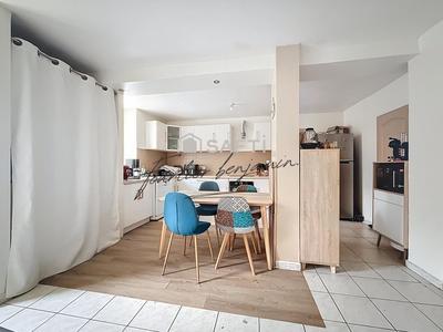 Maison - 155 m² - 7 pièces