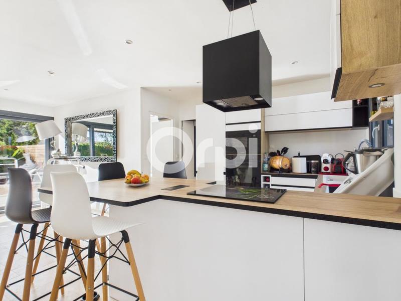 Maison - 85 m² - 3 pièces