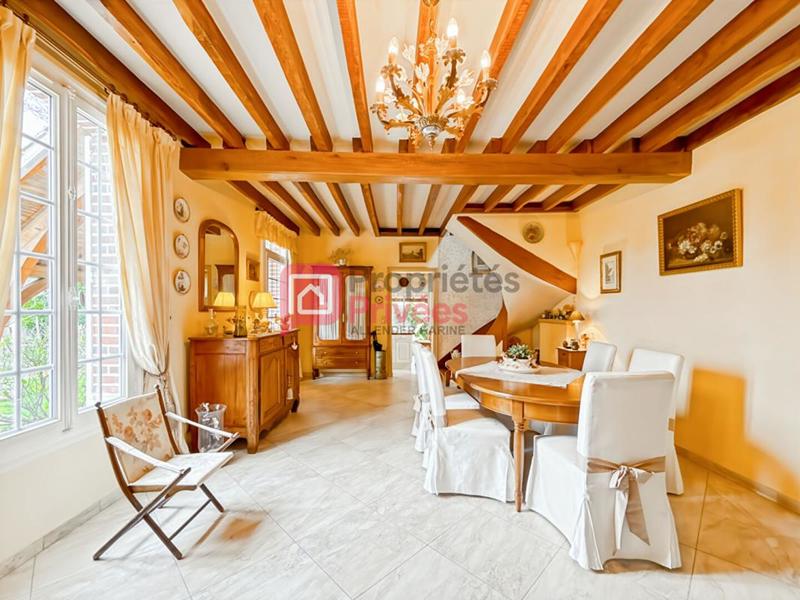 Maison - 160 m² - 5 pièces