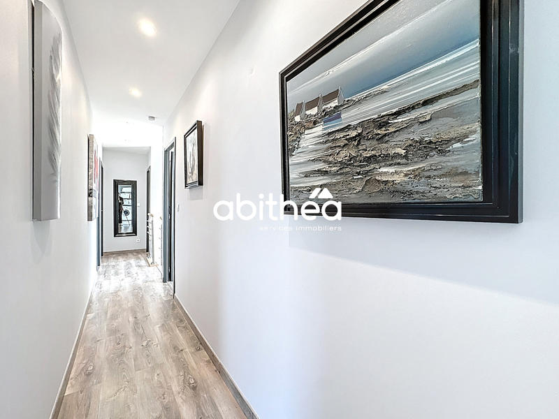 Maison - 172 m² - 6 pièces