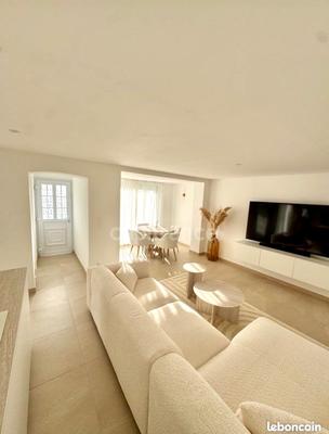 Maison - 97 m² - 4 pièces