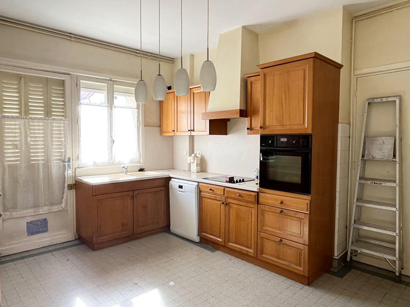 Appartement - 166 m² - 5 pièces