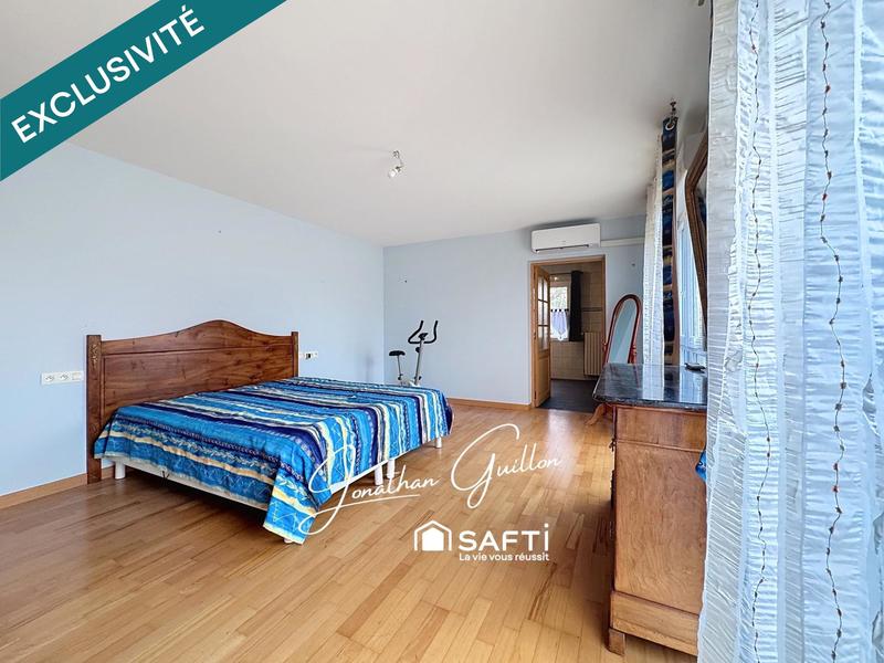 Maison - 272 m² - 8 pièces