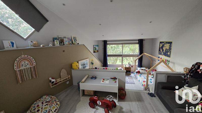 Maison - 244 m² - 8 pièces