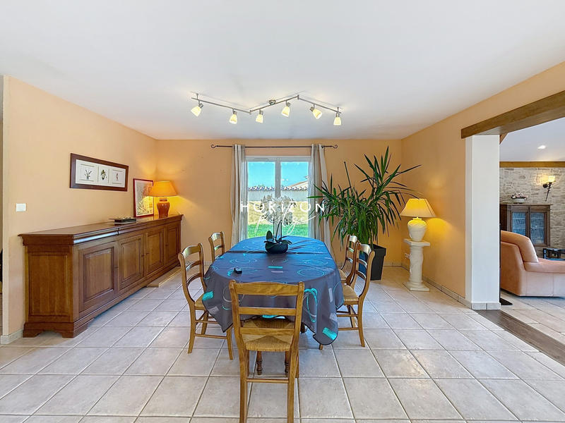 Bastide - 230 m² - 7 pièces