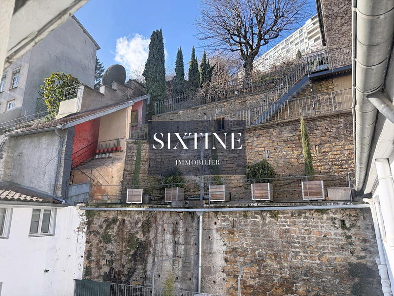 Appartement - 96 m² - 4 pièces