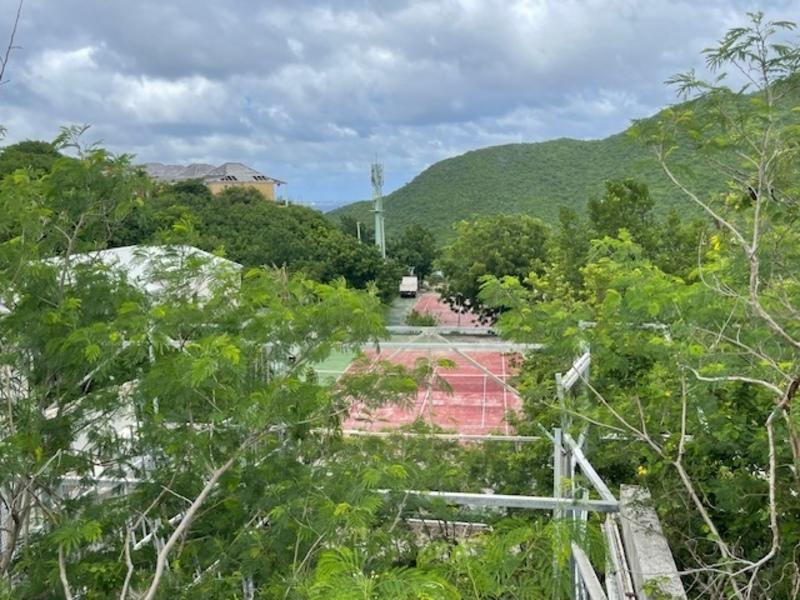 Terrain constructible - 1 502 m²