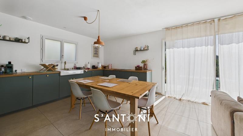 Maison - 104 m² - 4 pièces