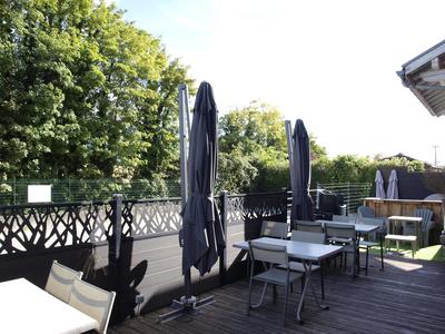 Fonds de commerce - Hôtellerie / Restauration - 200 m²