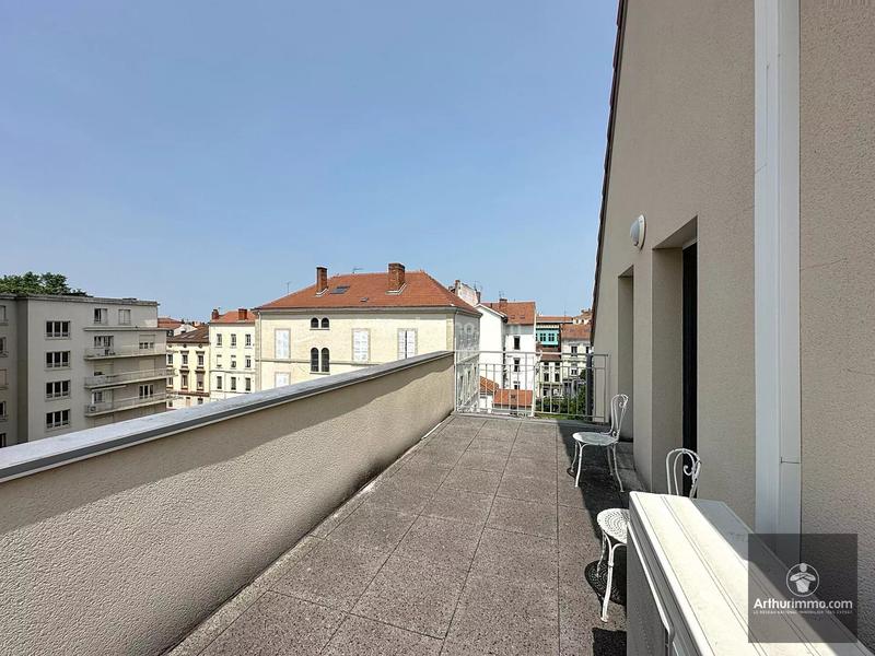 Appartement - 155 m² - 6 pièces