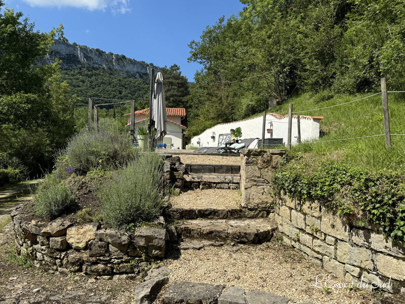 Maison - 132 m² - 8 pièces