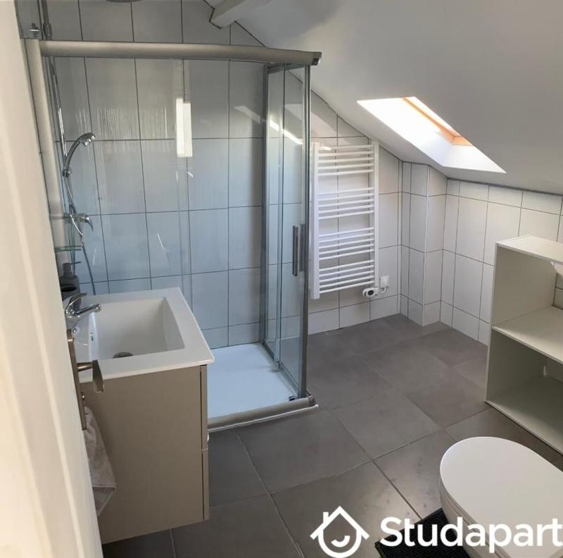 Chambre - 12 m² - 1 pièce