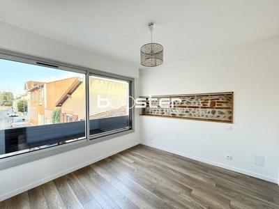 Appartement ancien - 63 m² - 3 pièces