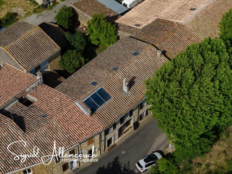 Maison - 227 m² - 7 pièces