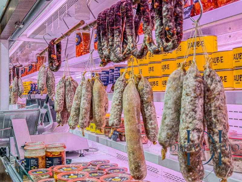 Fonds de commerce - 121 m²