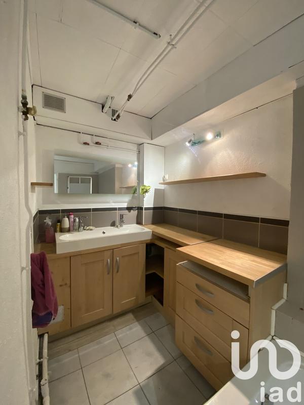 Maison - 201 m² - 7 pièces