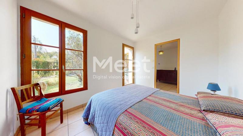 Demeure - 174 m² - 7 pièces