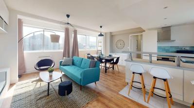 Appartement - 100 m² - 5 pièces