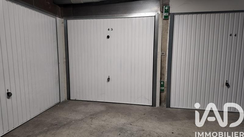 Parking - 27 m²