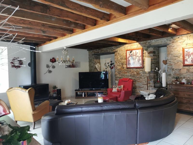 Maison - 230 m² - 10 pièces