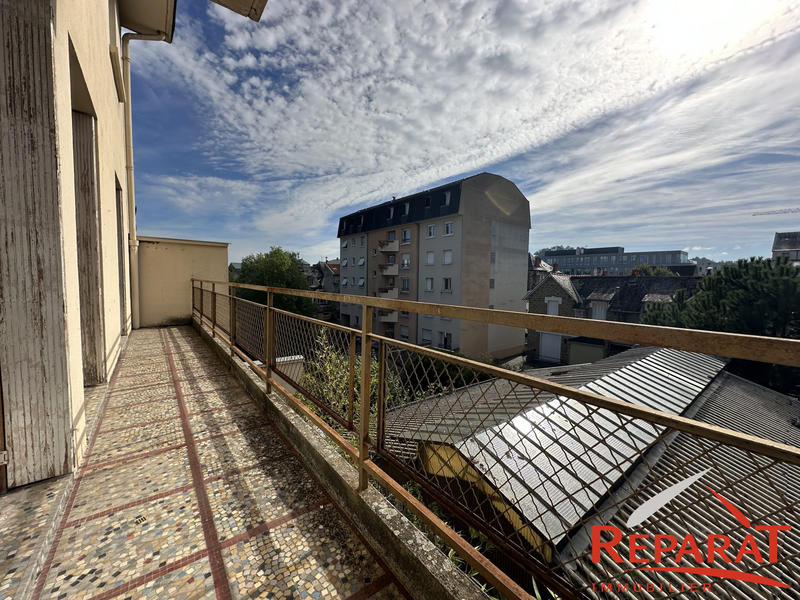 Appartement - 102 m² - 5 pièces