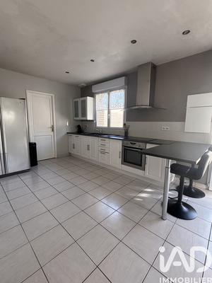 Maison - 85 m² - 4 pièces