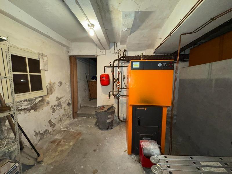 Maison - 257 m² - 11 pièces