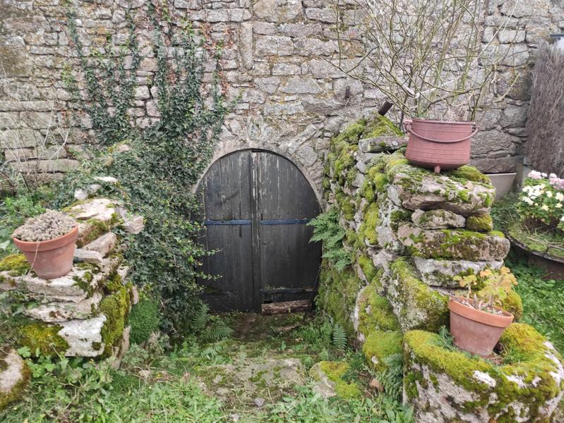 Maison en pierre - 185 m² - 10 pièces